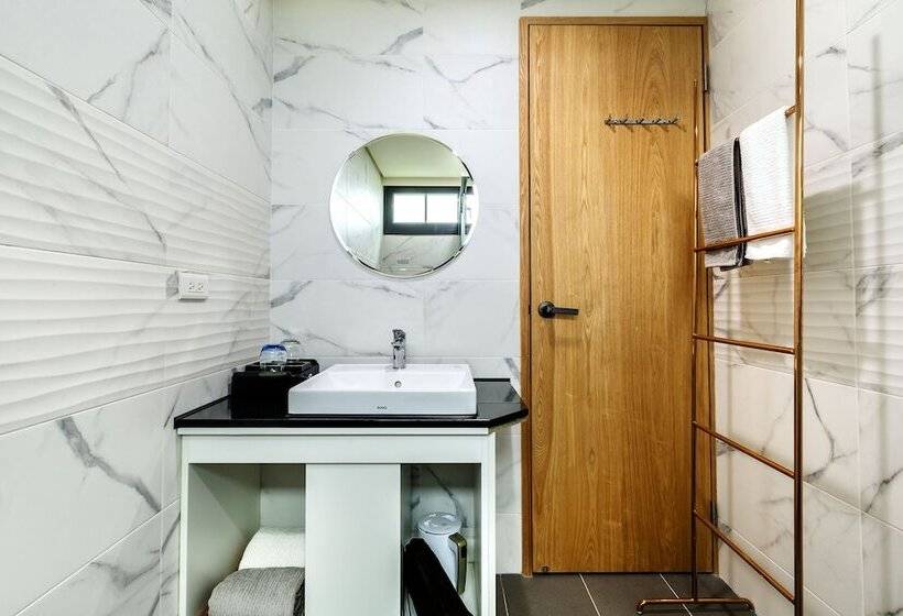 تختخواب و صبحانه Kiwi Villa