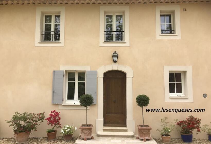 تختخواب و صبحانه La Bastide Des Enquèses