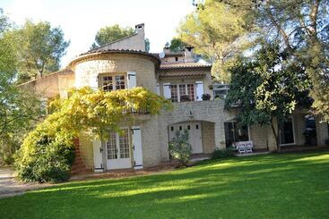 Mas Les Filaos B&b