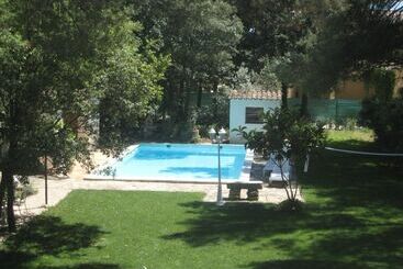 Mas Les Filaos B&b