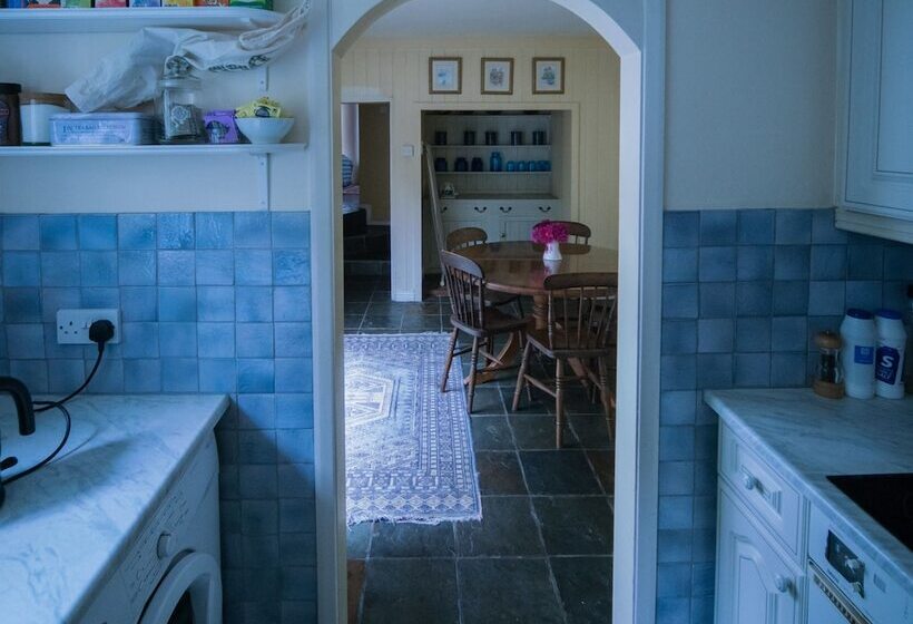 مبيت وإفطار S. Howard Guesthouse