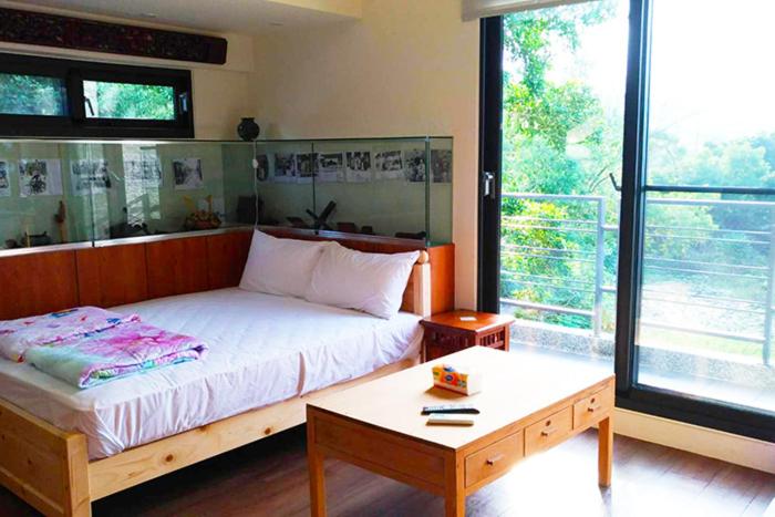 تختخواب و صبحانه Stone House Homestay