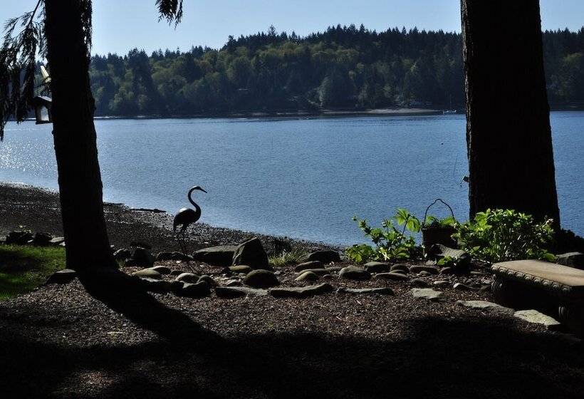 مبيت وإفطار The Heron House