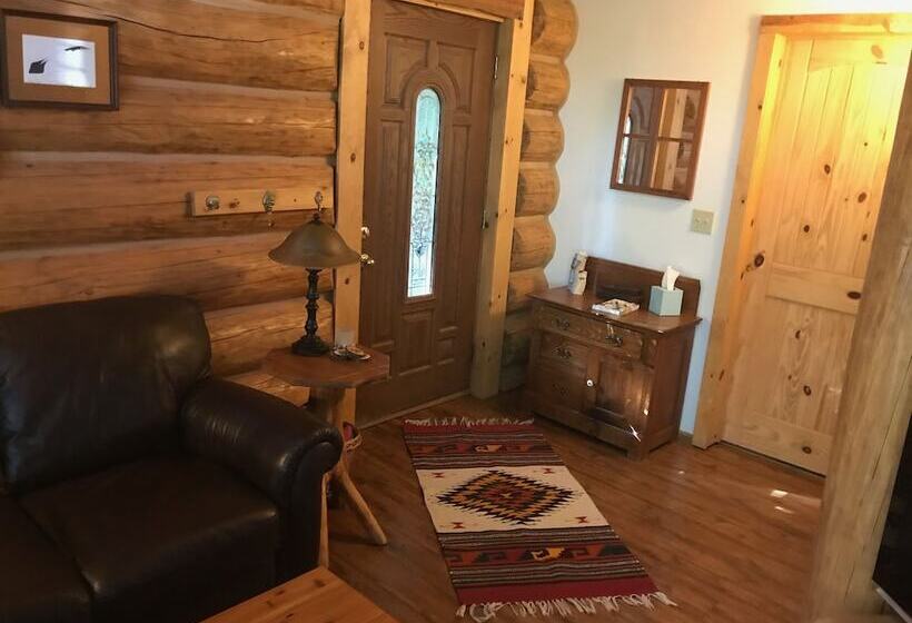 مبيت وإفطار The Heron House