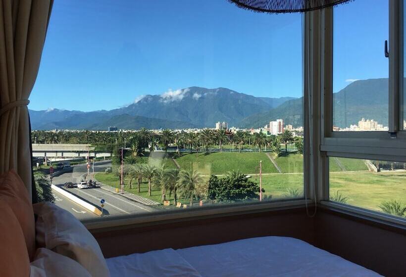 تختخواب و صبحانه View Ocean