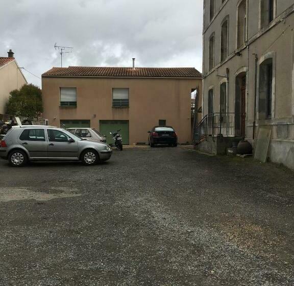 هتل Hôtel Le Chabichou