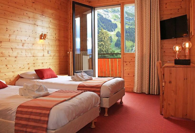 هتل Azureva La Clusaz Les Confins