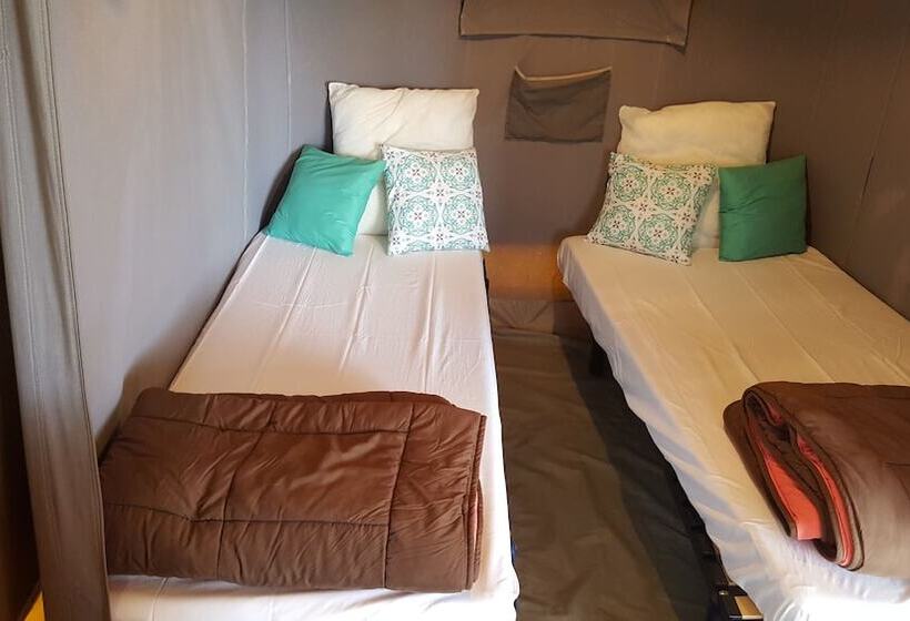 هتل Camping De Nevers