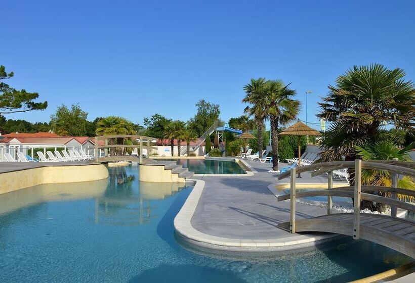 هتل Camping L'abri Des Pins