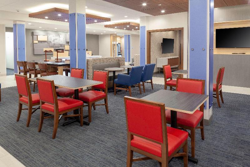 هتل Holiday Inn Express & Suites   Gilbert   East Mesa, An Ihg
