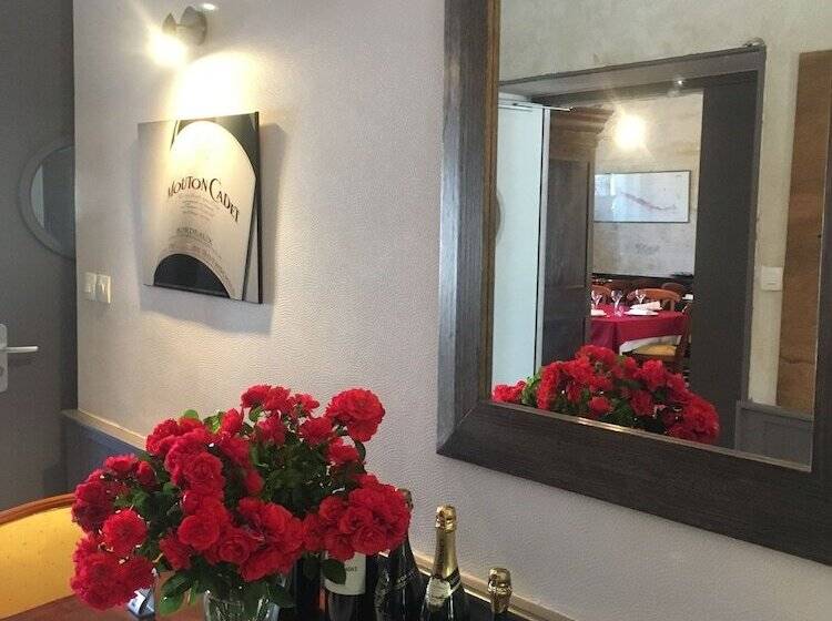 هتل Hôtel Le Chabichou
