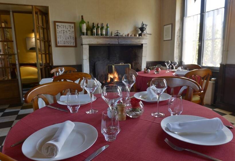 هتل Hôtel Le Chabichou