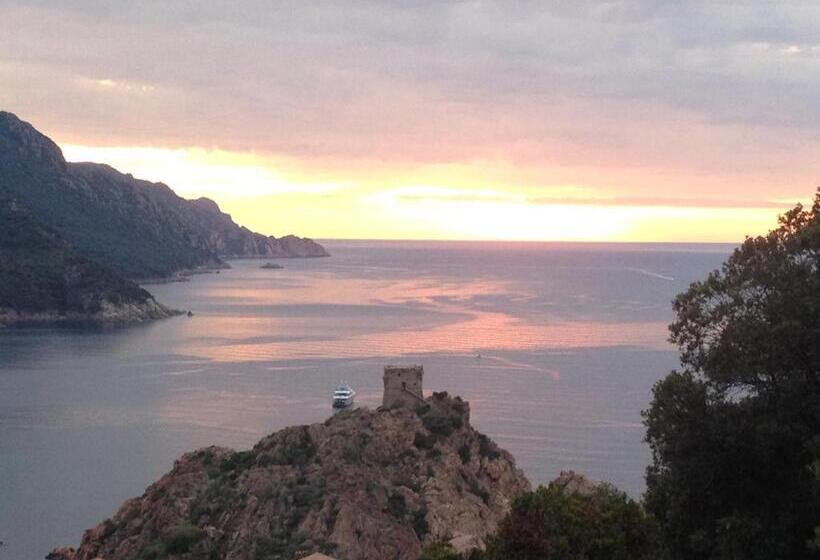 هتل Le Monte Rosso