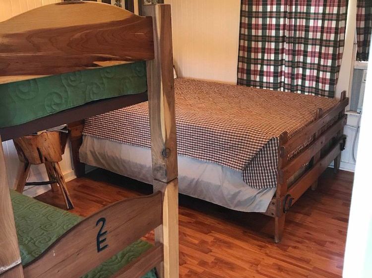 교외 호텔 Twin Elm Guest Ranch