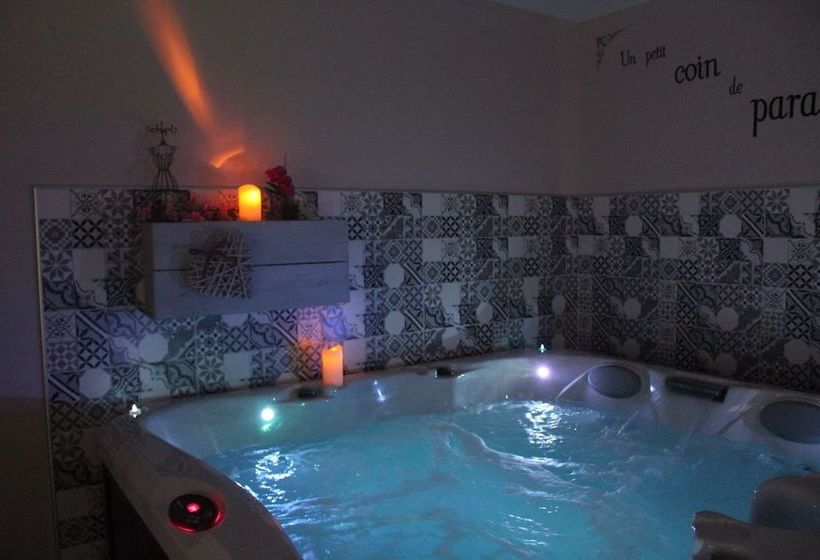 펜션 Au Plaisir Des Sens