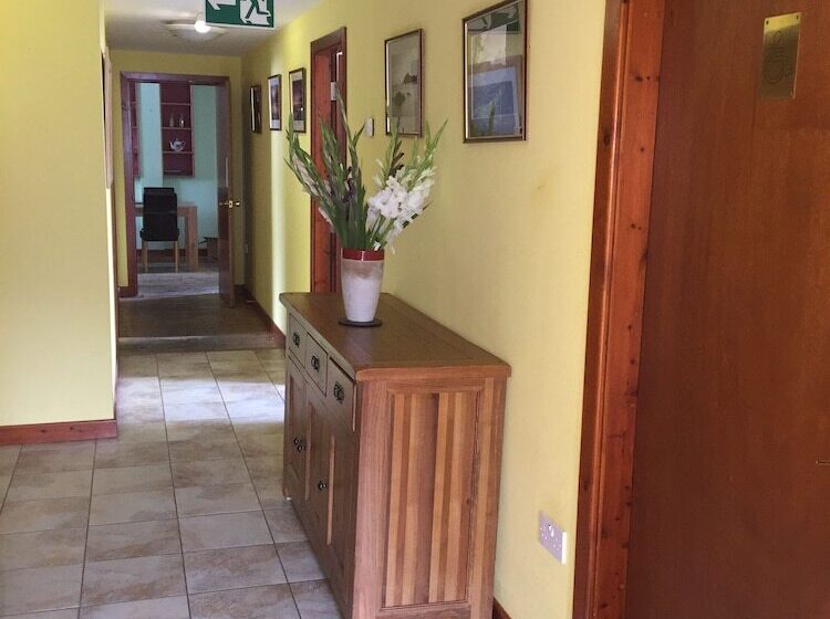 بنسيون Pisgah Guesthouse