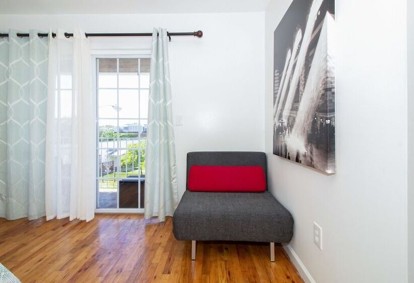 پانسیون Racpanos Modern Stay On Ocean Avenue