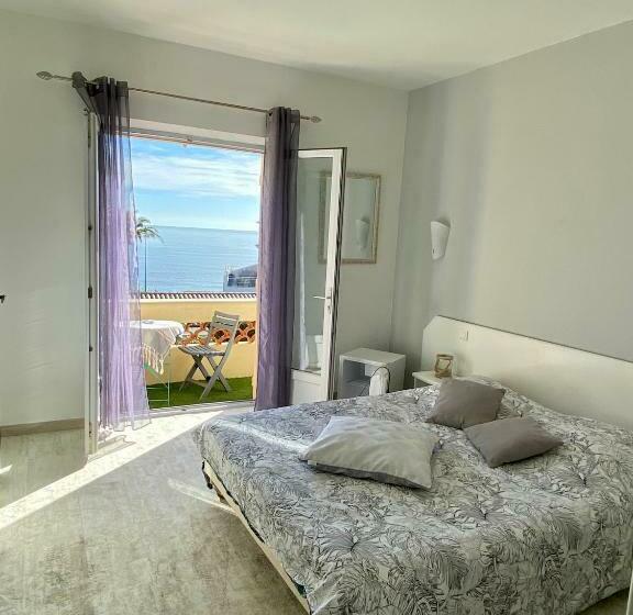 پانسیون Villa Esmeralda Adults Only