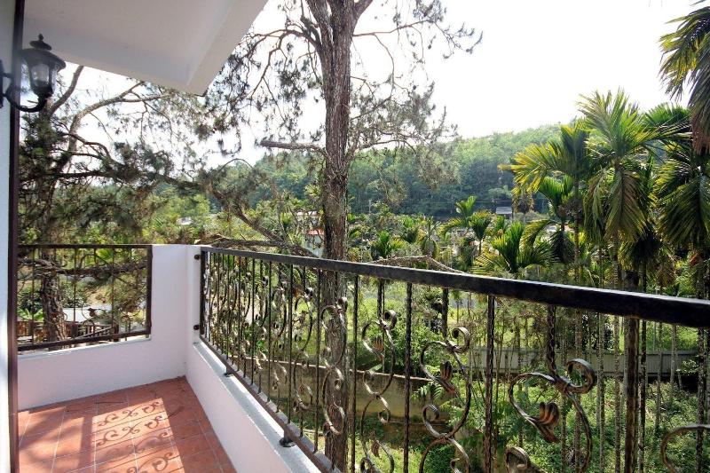 Song Yue Bed & Breakfast