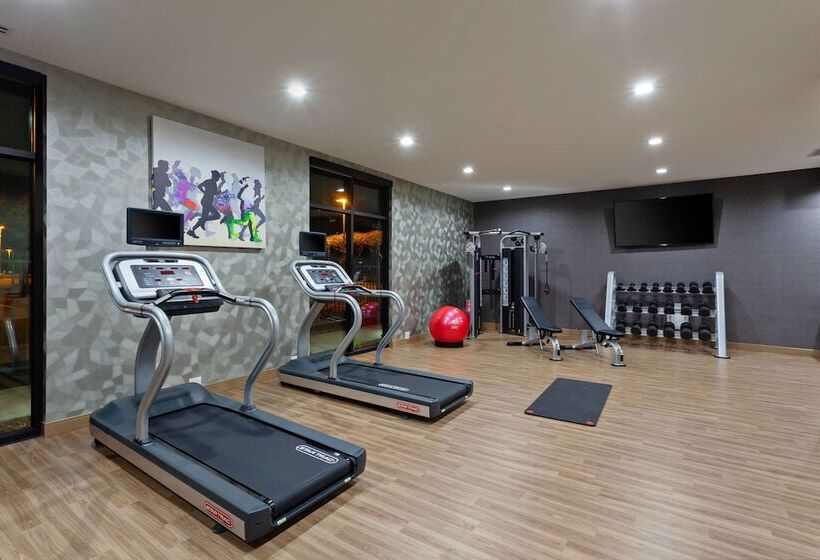 Towneplace Suites By Marriott San Diego Central