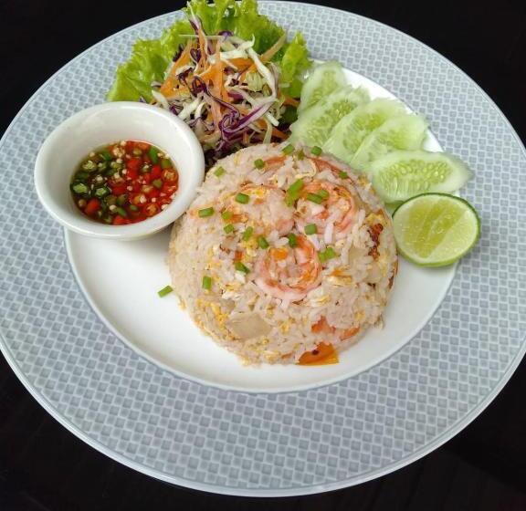 Baan Chang Hotel & Coffee House
