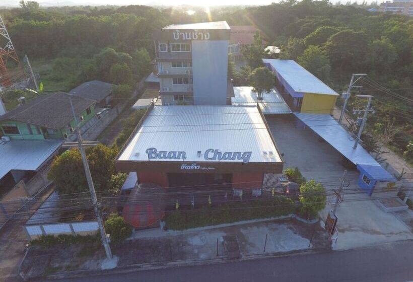 Baan Chang Hotel & Coffee House