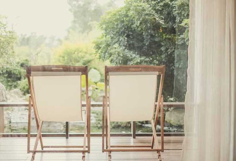 تختخواب و صبحانه Afternoon Resort