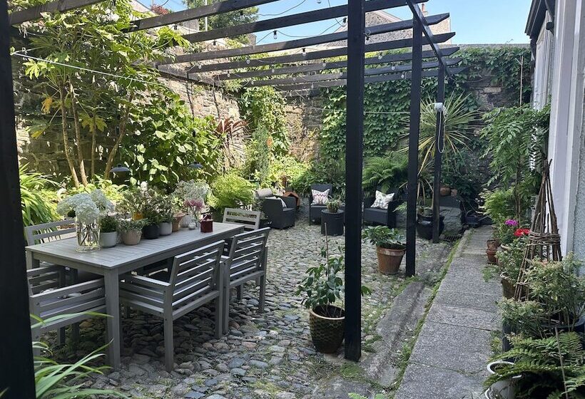ベッドアンドブレックファースト One Drake Road, Tavistock, Devon