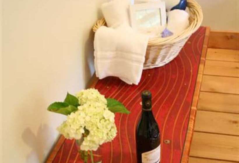 簡易ホテル Amee Farm Lodge