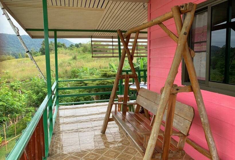 Hotel At Trin Khao Kho