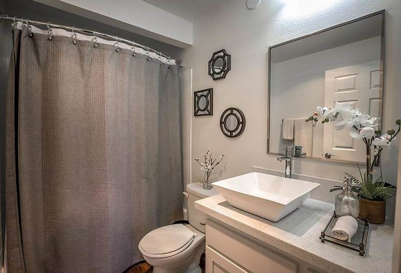 فندق Beverly Hills Condos