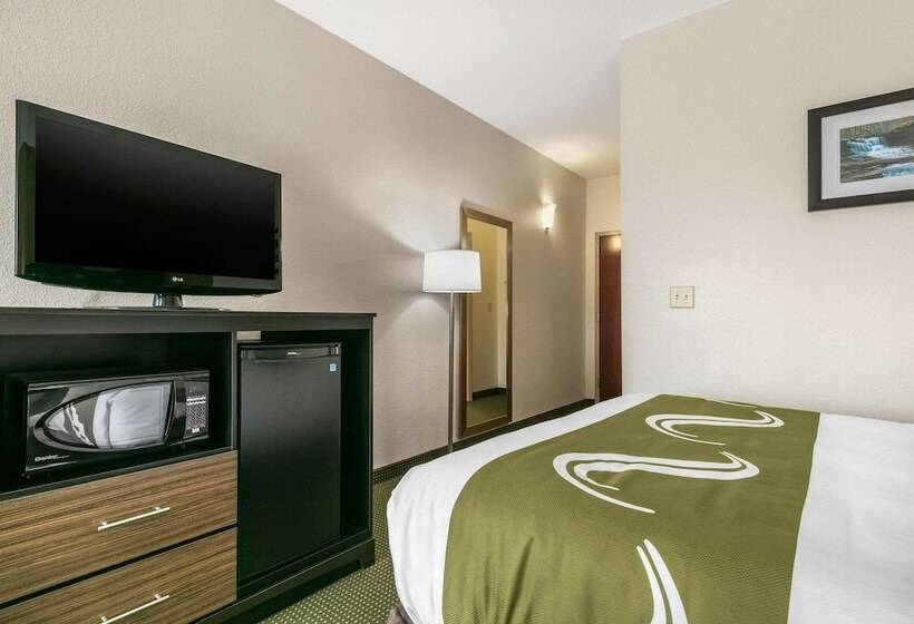 호텔 Quality Inn