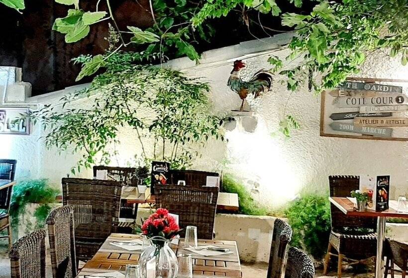 ホテル Restaurant Le Goût Des Hôtes