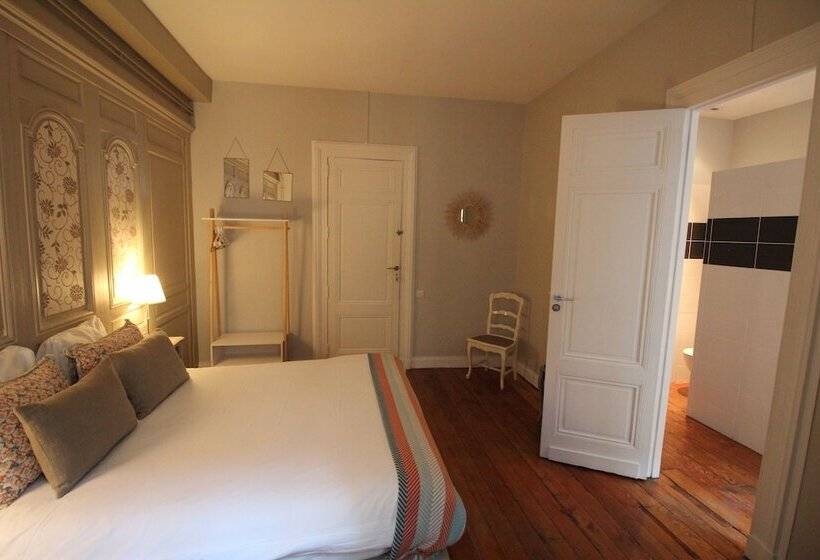 پانسیون B&b L Escapade Bordelaise