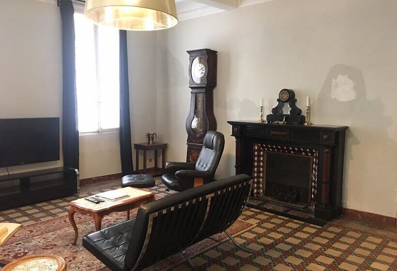 پانسیون Les Chambres Des Barques