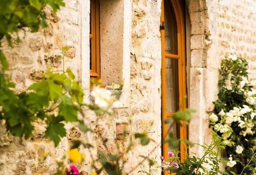 פנסיון Les Hauts De Chalonne