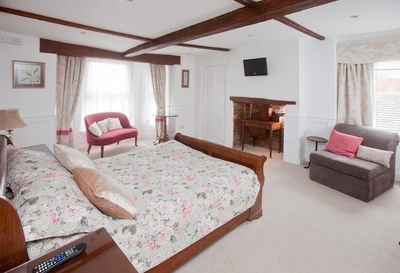 پانسیون The Old House Guest House