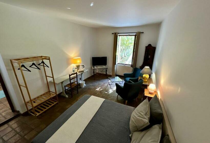 住宿加早餐  Le Mas Saint Jacques