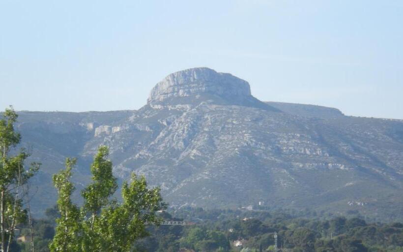تختخواب و صبحانه Chez Vero   Chambre D Hôte Privée   Proche Cassis Ste Baume Marseille   Parking