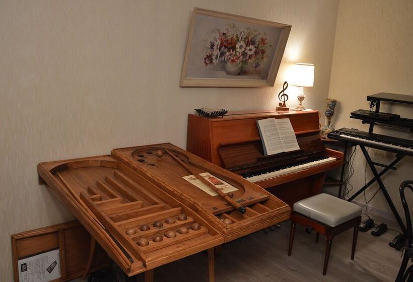 ベッドアンドブレックファースト Les Noisetiers