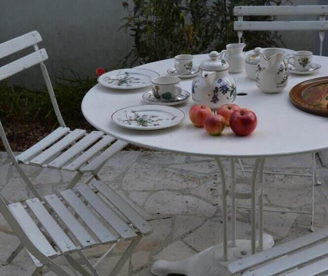 ベッドアンドブレックファースト Les Noisetiers