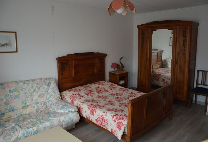 ベッドアンドブレックファースト Les Noisetiers