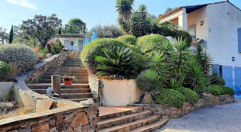 تختخواب و صبحانه Villa Des Delices