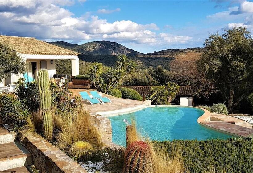 تختخواب و صبحانه Villa Des Delices