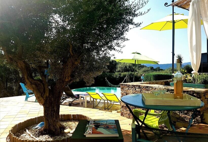 تختخواب و صبحانه Villa Des Delices