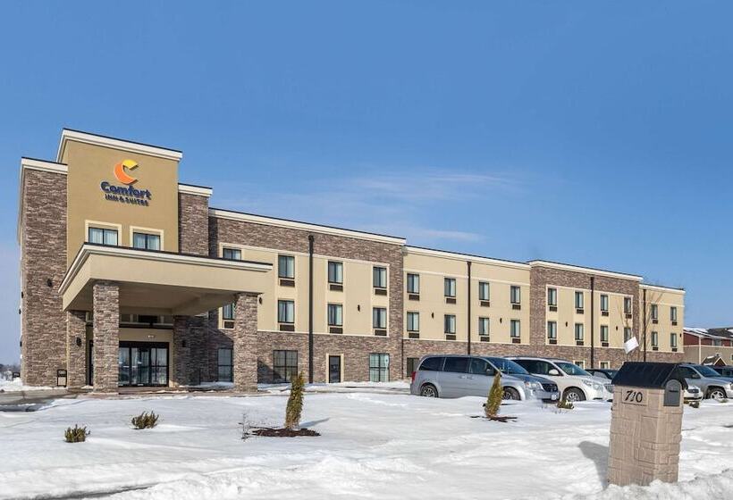 هتل Comfort Inn & Suites Cedar Rapids Cid Eastern Iowa Airport