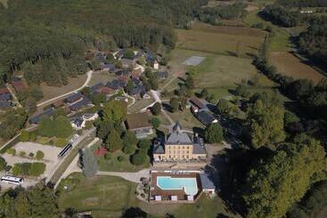 هتل Ulvf Le Domaine De Pelvezy