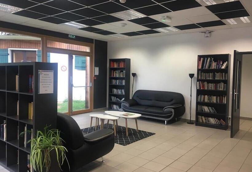 هتل Ulvf Les Essertets
