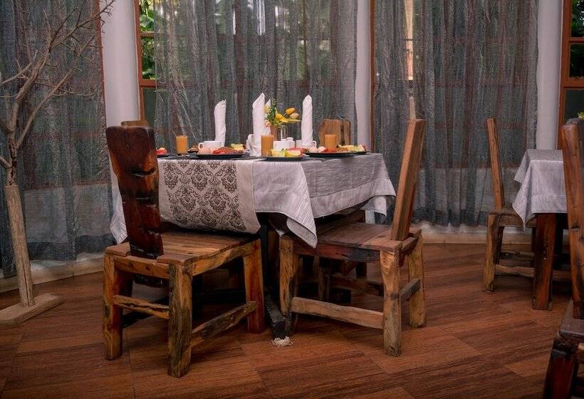 هتل Lindrin Lodge