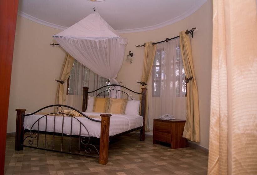 هتل Lindrin Lodge